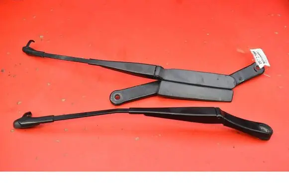 Porsche Cayenne (9PA) Front wiper blade arm 7P0955409B