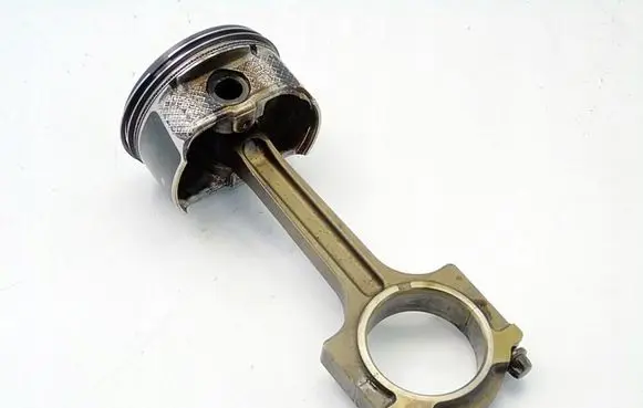 Mazda Tribute Piston with connecting rod L323