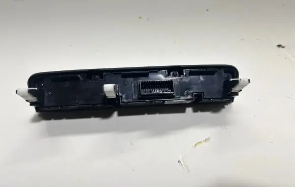KIA Sorento Seat heating switch 93300C5100WK