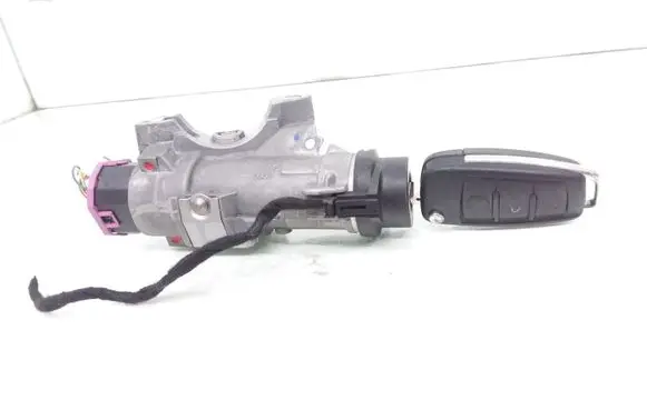 Audi A4 S4 B7 8E 8H Ignition lock 4B0905851N