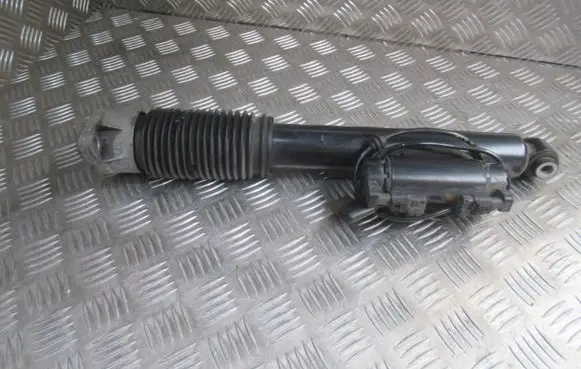 Mercedes-Benz GLC X253 C253 Front shock absorber/damper 