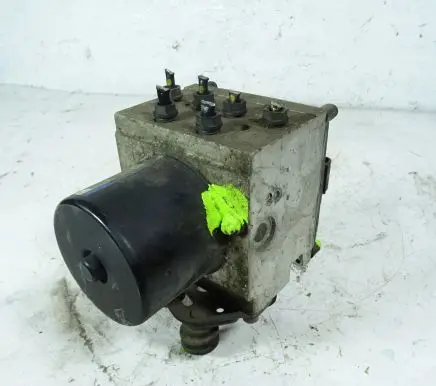 Volkswagen PASSAT B6 ABS Pump 3C0614109