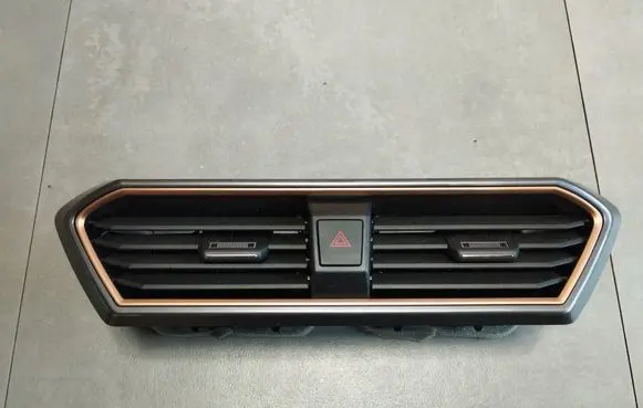 Cupra Formentor Dash center air vent grill 5FA819110A