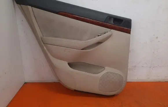 Toyota Avensis Verso Door card panel trim set 