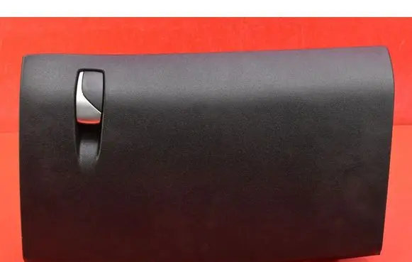 Citroen DS5 Glove box