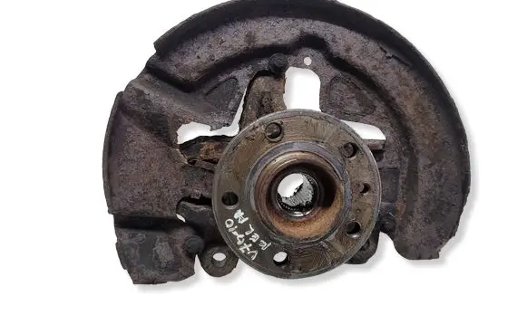 Volvo V70 Front wheel hub 