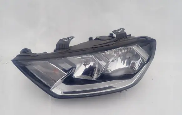 Audi A1 Headlight/headlamp
