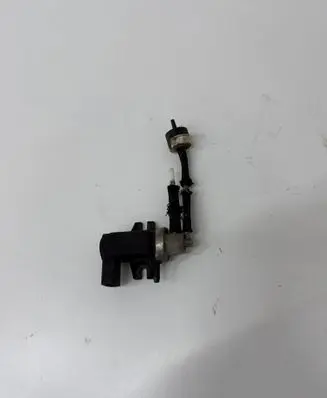 Skoda Octavia Mk1 (1U) Turbo solenoid valve J0906627