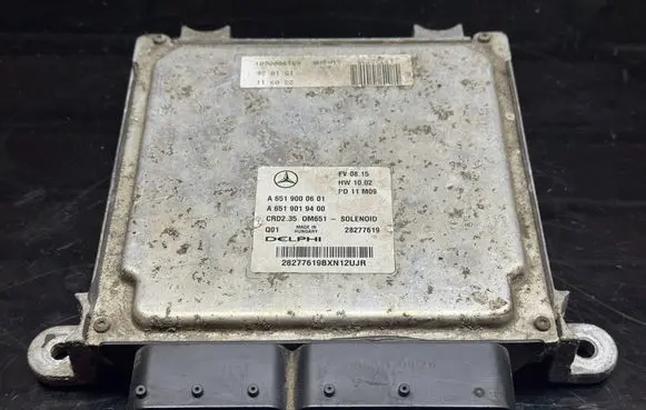 Mercedes-Benz Sprinter W906 Engine control unit/module A6519000601 28277619 A6519019400