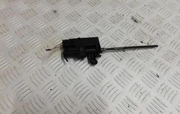 Renault Scenic III - Grand scenic III Fuel tank cap lock 