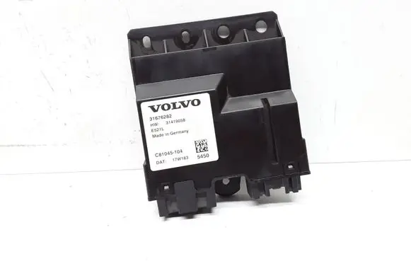 Volvo S90, V90 Tailgate/trunk control unit/module 31676282