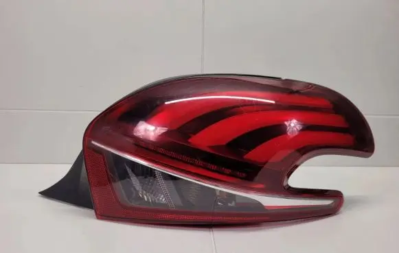 Peugeot 208 Rear/tail lights