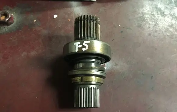 Volkswagen Transporter - Caravelle T5 Other gearbox part 