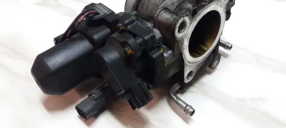 Toyota Prius (XW20) Throttle valve 8945230150