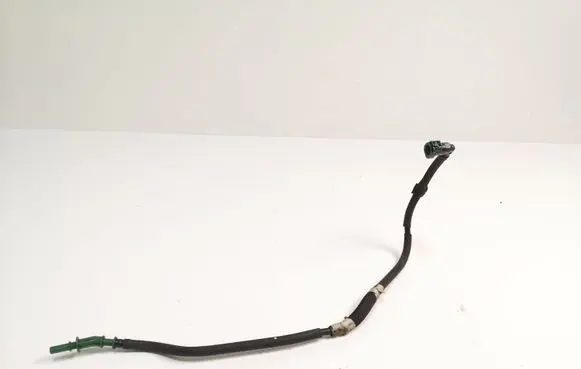 Ford Grand C-MAX Fuel line pipe