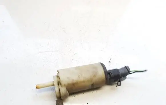 Volvo S70 V70 V70 XC Windscreen/windshield washer pump 04400212v