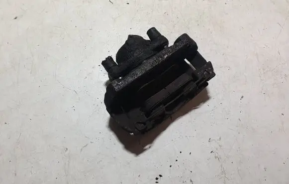 Renault Captur Front brake caliper 
