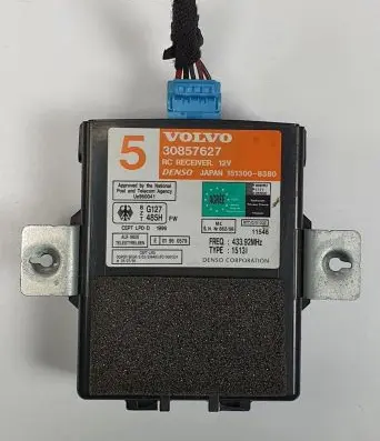 Volvo S40, V40 Door central lock control unit/module 30857627