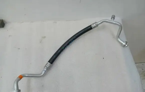 Nissan Micra K14 Air conditioning (A/C) pipe/hose 924805FM0B