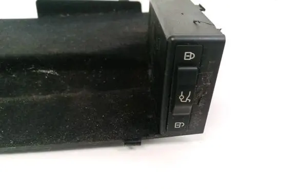 Tailgate opening switch