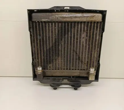 BMW 5 F10 F11 Engine oil radiator P8413002