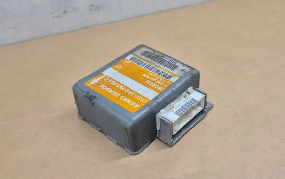 Audi A6 S6 C4 4A Airbag control unit/module 8A0959655C 0285001038