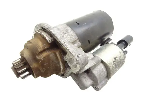 Volkswagen Scirocco Starter motor 02Z911023F 0001121408