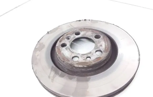 Volkswagen Golf IV Front brake disc