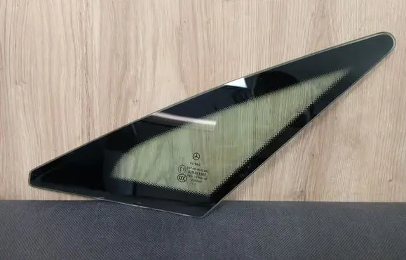 Mercedes-Benz E C207 W207 Rear side window