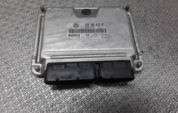 Skoda Fabia Mk1 (6Y) Engine control unit/module 038906019AF 0281010289