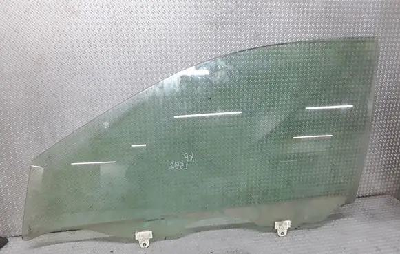 Nissan Murano Z50 Front door window glass four-door