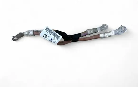Mercedes-Benz GLC C254 Positive cable (battery) A2065404572