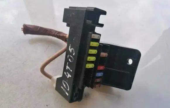 Toyota Corolla Verso AR10 Fuse box set