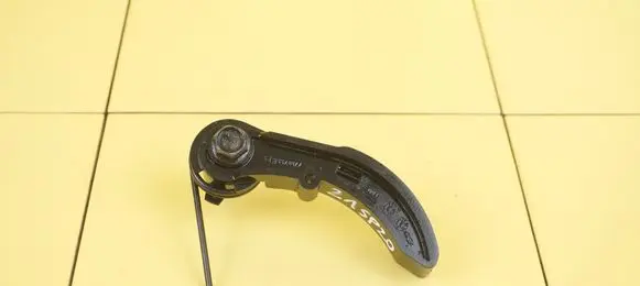 Opel Mokka Slide rail for timing chain 55573877 B16DTH