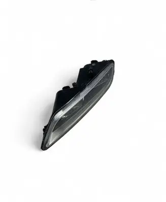 Volkswagen PASSAT B7 Front fog light 17662402