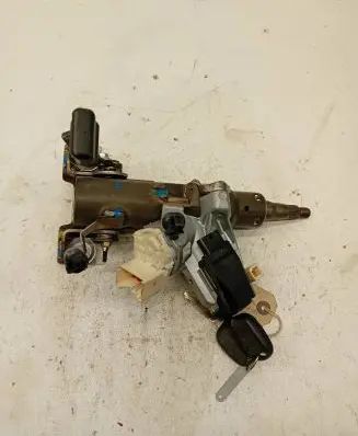Toyota Yaris Ignition lock N0502241256