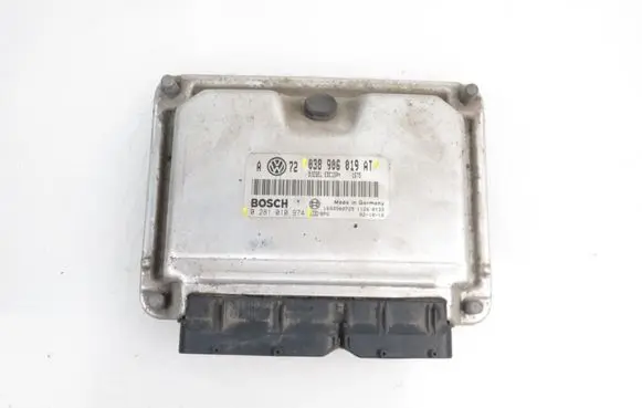 Volkswagen Golf IV Engine control unit/module 0281010974 038906019AT