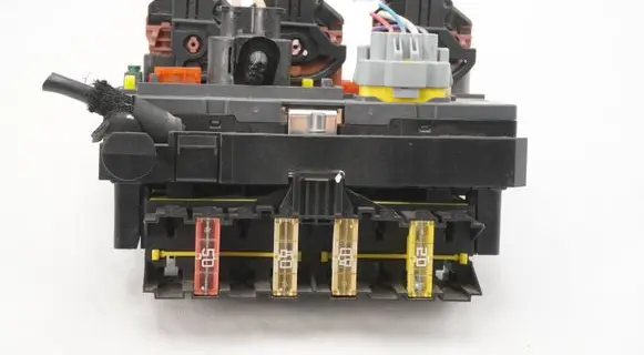 Peugeot 308 BSM Control unit 9666700580