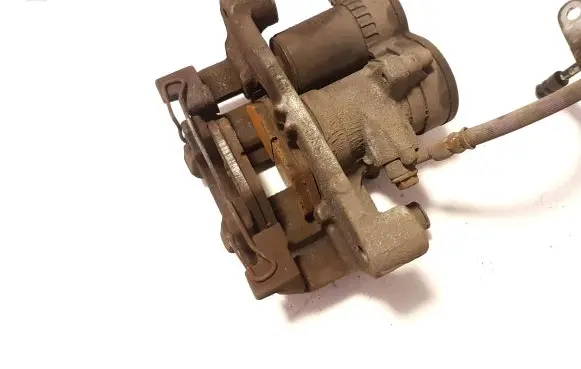 Subaru Forester SK Rear brake caliper 26620SJ010