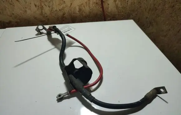 Seat Leon (1P) Positive cable (battery) 