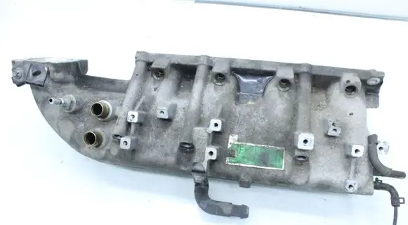 Opel Zafira C Intake manifold 55564544