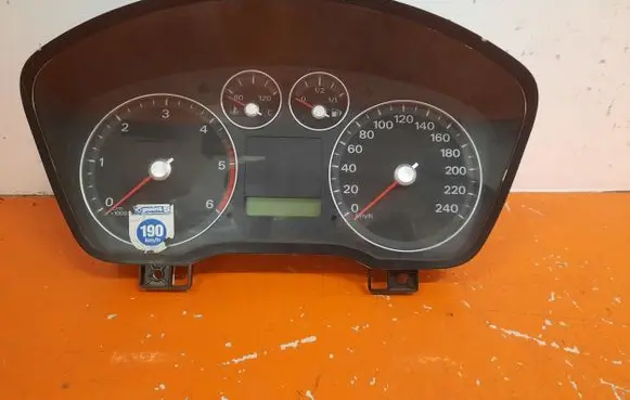 Ford Focus C-MAX Speedometer (instrument cluster) 3M5F-10841B