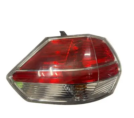 Nissan X-Trail T32 Rear/tail lights LAMPATP