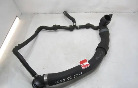 Volkswagen PASSAT B8 Engine coolant pipe/hose 5Q0122101CN