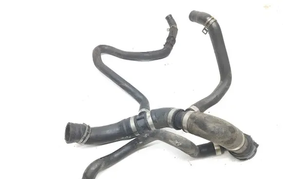 Volvo S90, V90 Engine coolant pipe/hose