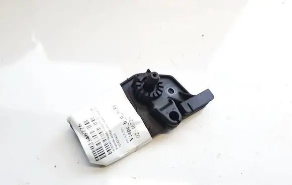 Skoda Superb B6 (3T) Engine bonnet (hood) release handle 1j1823633