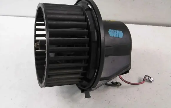 Chrysler Grand Voyager III Heater fan/blower 651810A