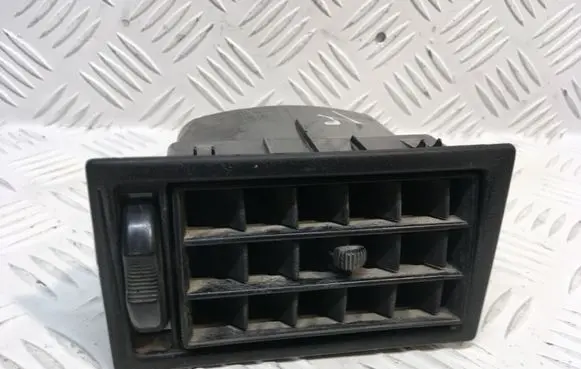 Volkswagen Transporter - Caravelle T4 Dashboard side air vent grill/cover trim 701819701 701819704