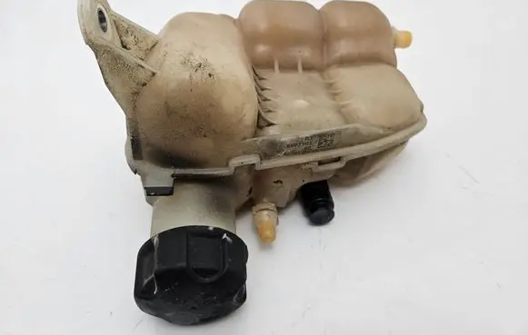 Mini One - Cooper F56 F55 Coolant expansion tank/reservoir 8687503 7617362 20666610