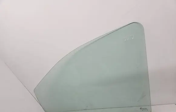 Seat Alhambra (Mk1) Front door window glass four-door 43R001100